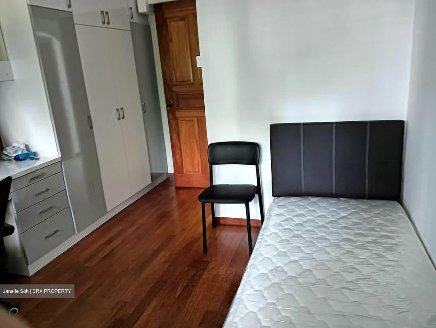 Blk 960 Hougang Avenue 9 (Hougang), HDB Executive #565815721